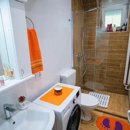 アパート Golden Place