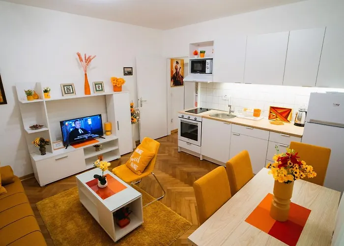 Golden Place * بلغراد