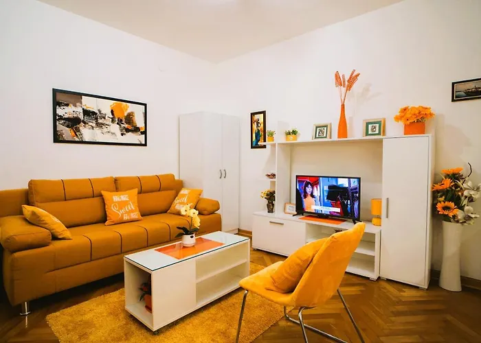 Golden Place * بلغراد